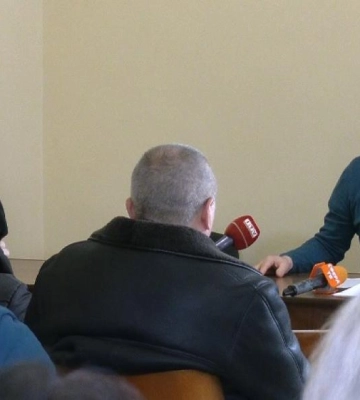 Чвари у Костополі: активісти прийшли до керівника лікарні за поясненнями (ВІДЕО)