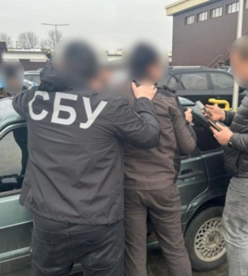 В Черкассах разоблачен мужчина, обещавший уклонисту оформить «липовые» документы