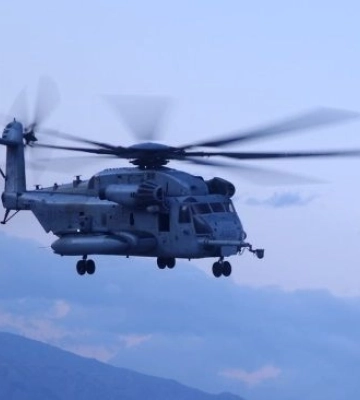 У США рятувальники шукають п'ятьох морських піхотинців, які вважаються зниклим безвісти на тлі шторму
