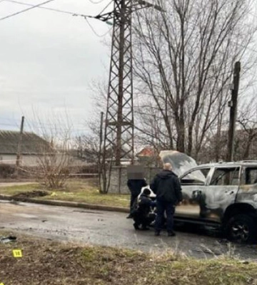Невідомі розстріляли авто заступника мера Нікополя