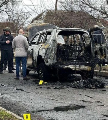 Невідомі розстріляли авто заступника мера Нікополя. Він загинув