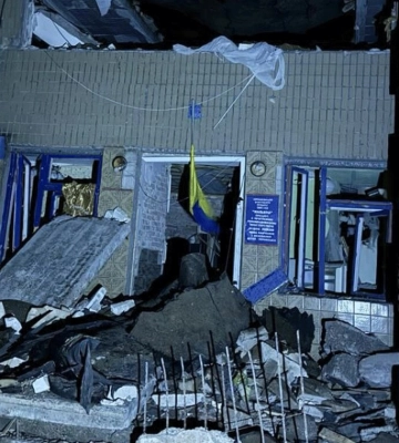 рашисти вдарили по Селидовому на Донеччині: є загиблі (Відео)