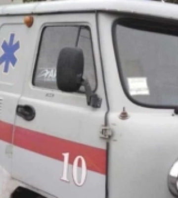У Рівному з аукціону продали списані автомобілі швидкої допомоги