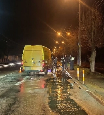 Через обмежену видимість водій на Рівненщині наїхав на дівчину