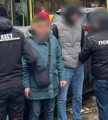 Жителю Львівщини повідомили про підозру в перевезенні ухилянта за кордон за 10 тисяч доларів