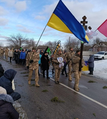 У Кролевці попрощалися із захисником Олександром Івашиною