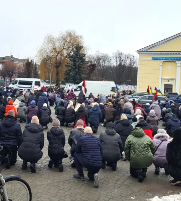 «Рідні і побратими 7 місяців вірили, що він у полоні»: на Волині поховали Героя Сергія Оніщука. Фото