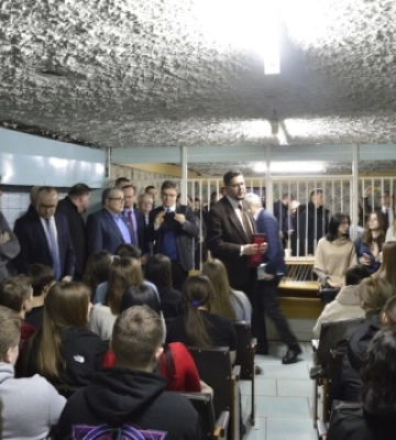 Польський заступник міністра прочитав лекцію українським студентам у бомбосховищі