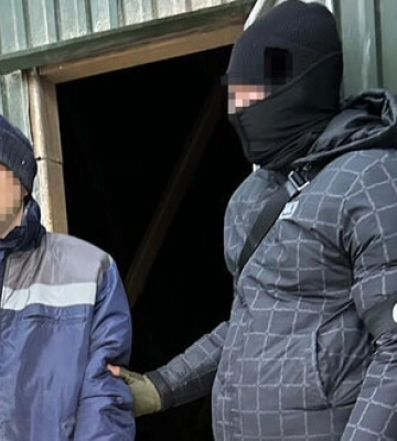 Встановив вебкамери поблизу морпорту, щоб шпигувати за кораблями ЗСУ: СБУ затримала агента РФ у Миколаєві. ФОТОрепортаж