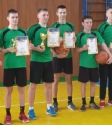 У Шацьку на Волині школярі громади змагалися з баскетболу