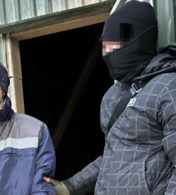СБУ затримала російського шпигуна, який встановив вебкамери поблизу порту Миколаєва