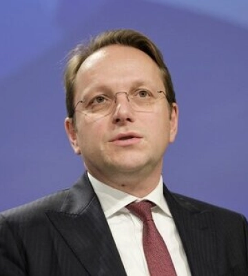 Україна отримає перший транш фінансової підтримки ЄС на €50 млрд на початку березня, - єврокомісар Варгеї