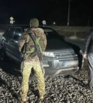 На Закарпатті прикордонники виявили викрадене авто