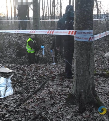 На Прикарпатті житель Одещини задушив сестру та закопав її тіло