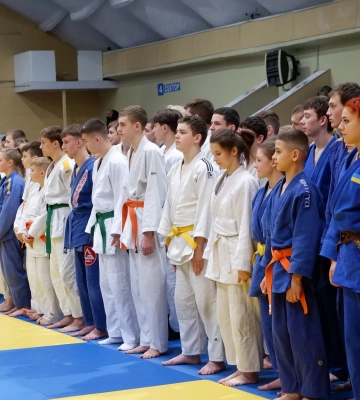 У полтавській «Акварені» провели відкритий чемпіонат області із плавання
