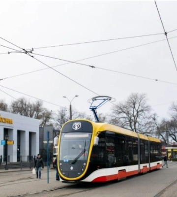 В Одесі вийде на маршрут новий гігантський трамвай