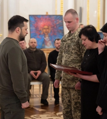 Президент вручив «Золоту Зірку» рідним загиблого Героя з Волині