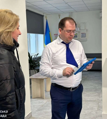 Електронний сурдоперекладач: унікальний сервіс для людей з вадами слуху працює у Дніпрі