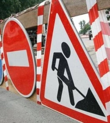 У Києві на місяць перекриють рух транспорту на з’їздах із вулиць Олени Теліги та Дегтярівської