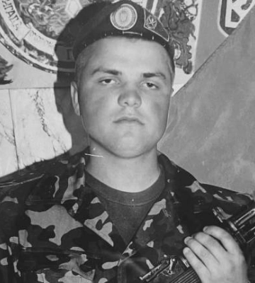Герой повернувся з війни додому на Рівненщину «на щиті»