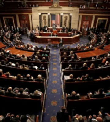 Сенат США сделал шаг к предоставлению помощи Украине