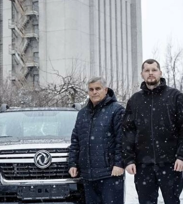 Військовим Полтавщини передали ще один пікап