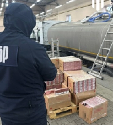 На Буковині викрито контрабанду цигарок на 4,5 млн грн