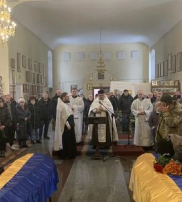 Полтавська громада провела в останню дорогу двох загиблих Героїв