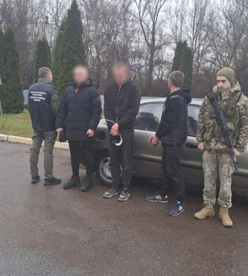 37-річного киянина закарпатці хотіли  відправити на матраці через повноводну Тису до Угорщини
