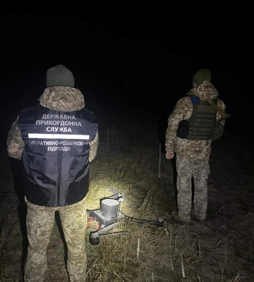 Безпілотником через кордон: СБУ на Волині ліквідувала канал контрабанди гашишу 