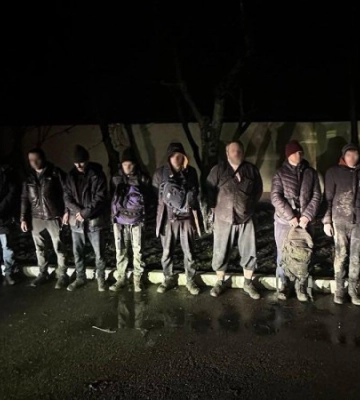На Одещині затримали вісьмох ухилянтів, які за допомогою месенджера намагалися втекти до Молдови
