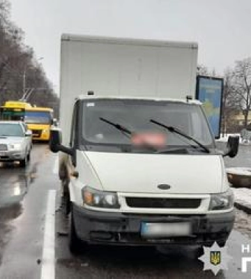 Смертельна ДТП у Полтаві: жінка загинула під колесами мікроавтобуса
