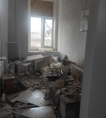 Росіяни поцілили в один з медзакладів Херсона