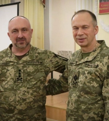 Сирський представив особовому складу нового командувача Сухопутних військ