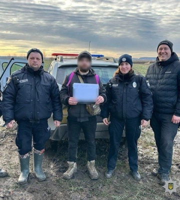 На Хмельниччині заблукалого рибалку врятували після майже добової пошукової операції