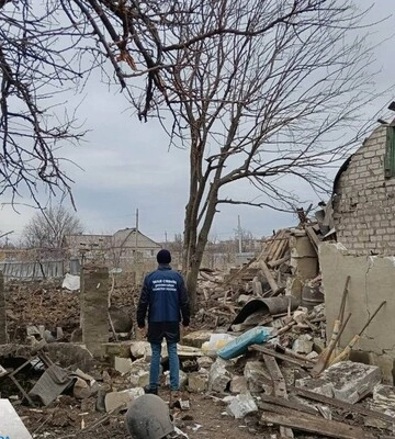 Росіяни обстріляли Селидове, постраждала жінка та двоє дітей