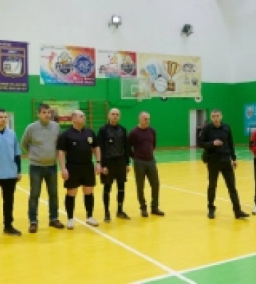 Рівненські поліцейські провели благодійний матч на підтримку онкохворих дітей