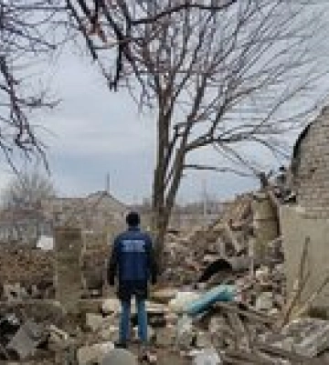 РФ ударила с С-300 по Селидово – ранена пожилая женщина и ее внуки, есть разрушения: фото