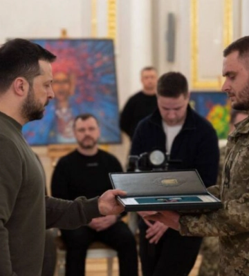 «Хрест бойових заслуг»: Президент України нагородив орденом артилериста з Тернопільщини