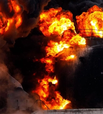У Харкові ліквідували пожежу на нафтобазі, яка виникла внаслідок удару вночі 10 лютого