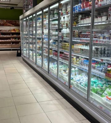 Яйця, молоко, сир, сметана: огляд цін в одеських супермаркетах, - ФОТО
