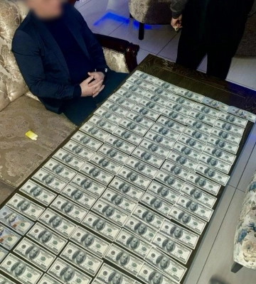 Депутата Одеської районної ради затримали за вимагання 20 000 доларів