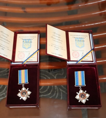Рідним двох полеглих воїнів із Монастирищини вручили посмертні нагороди