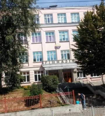 Убытки более 700 тыс. грн при реконструкции гимназии: будут судить бывшего чиновника столичного КП
