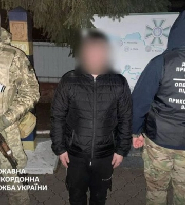 Не витерпів на чужині: Прикордонники піймали українця, який поза пунктом пропуску крався з-за кордону в Україну