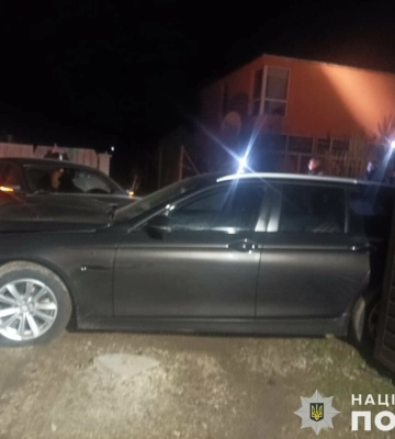 У Самборі нетверезий мешканець Луганщини в’їхав у припарковане авто