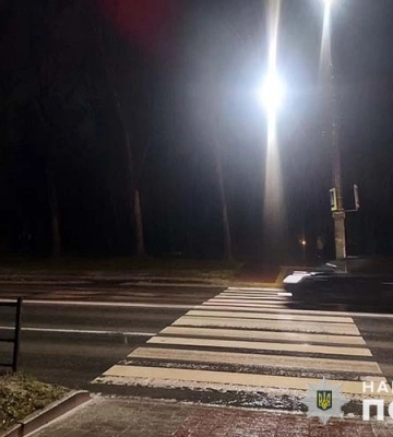 У Тернополі водій збив візочок з дитиною і втік 