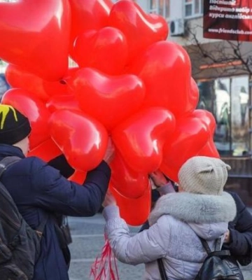 День Святого Валентина: як Дніпро поєднує серця