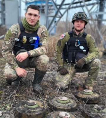 Мінне поле знайшли на Харківщині: як знешкоджують боєприпаси РФ (фото, відео)