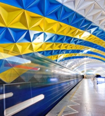 У Харкові через постійні обстріли рф почала протікати стеля в метро